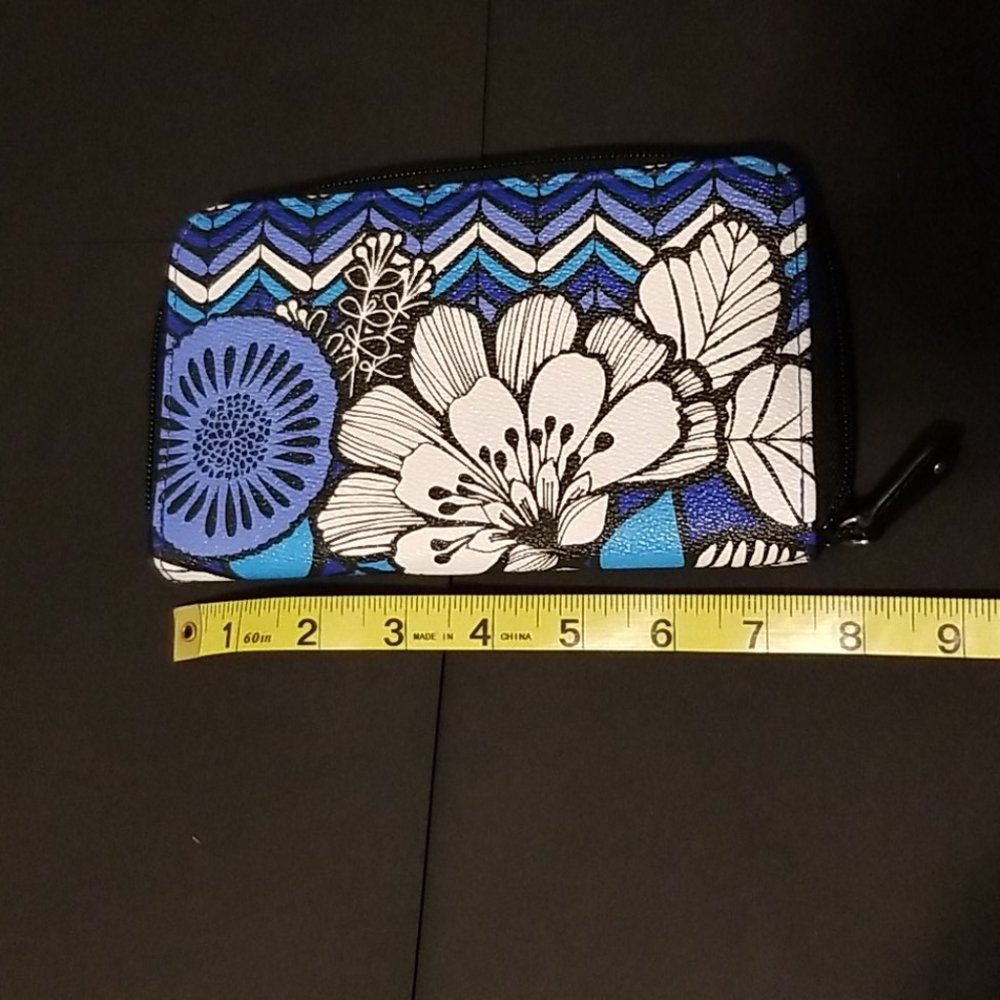 Wallet - Picture 3 of 4